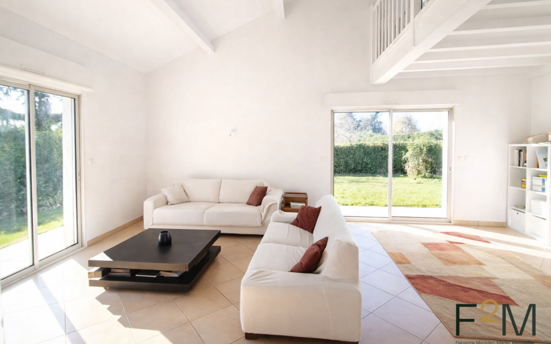 Maison individuelle 145 m2 à louer vide   Terrain arboré 1 200 m2   La Tour-de-Salvagny